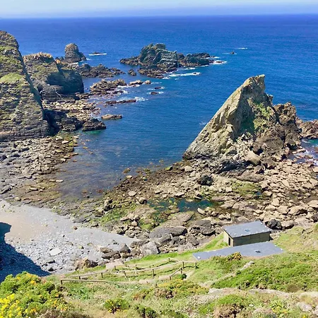 The Cliffs - Arealongabeach